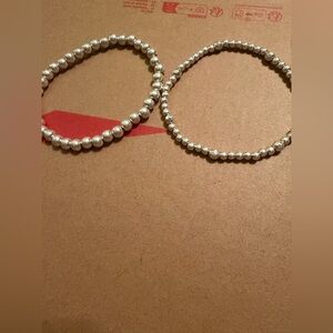 Women’s bracelets